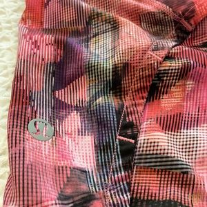 Lululemon run times short II 4”